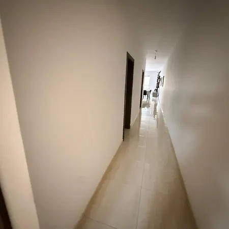 One Bedroom ゲストハウス